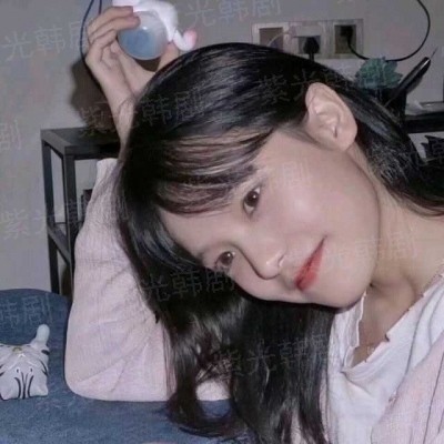 女佣机器人VS男招待机器人军团